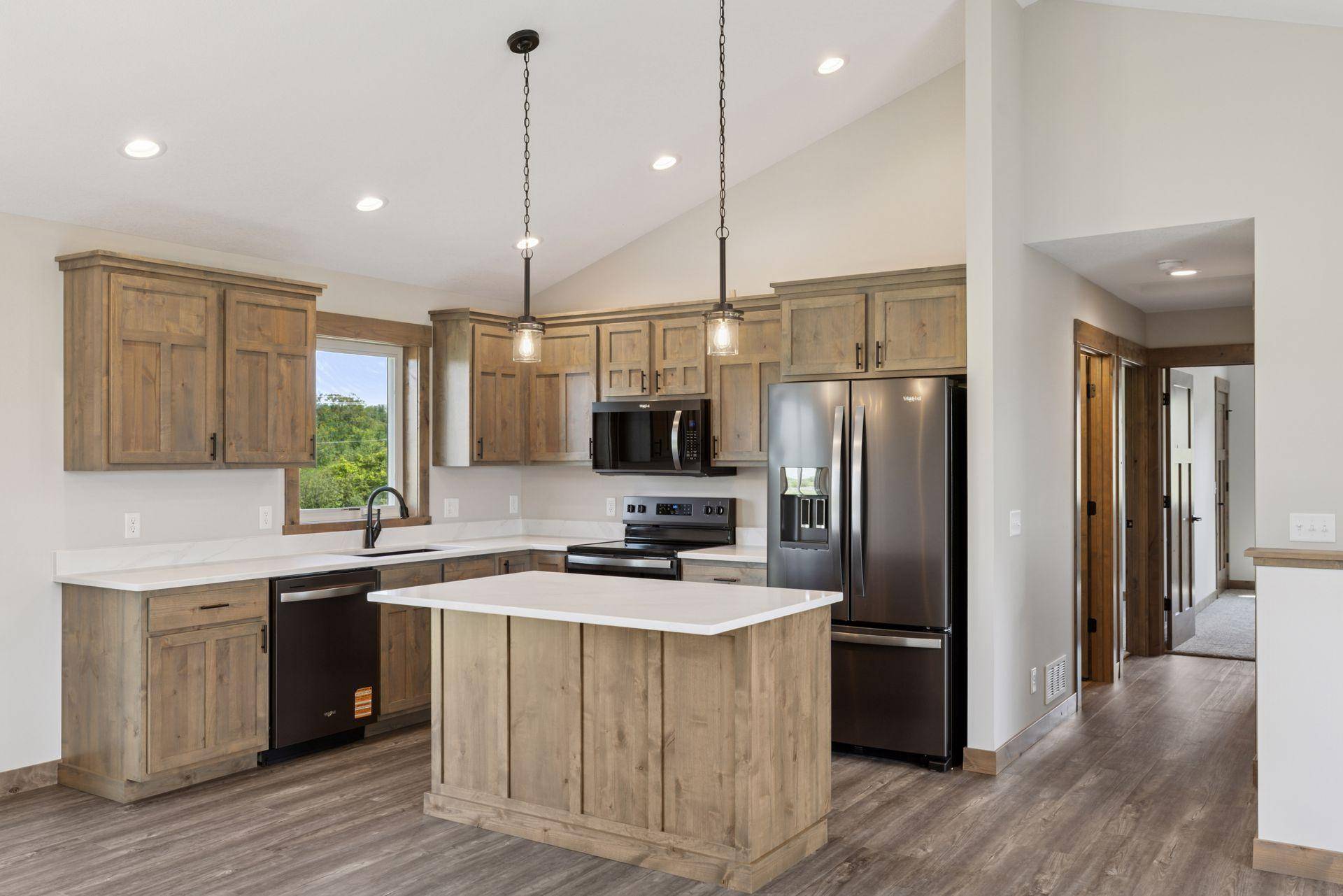 199 Wood Duck LN, Baldwin, WI 54002