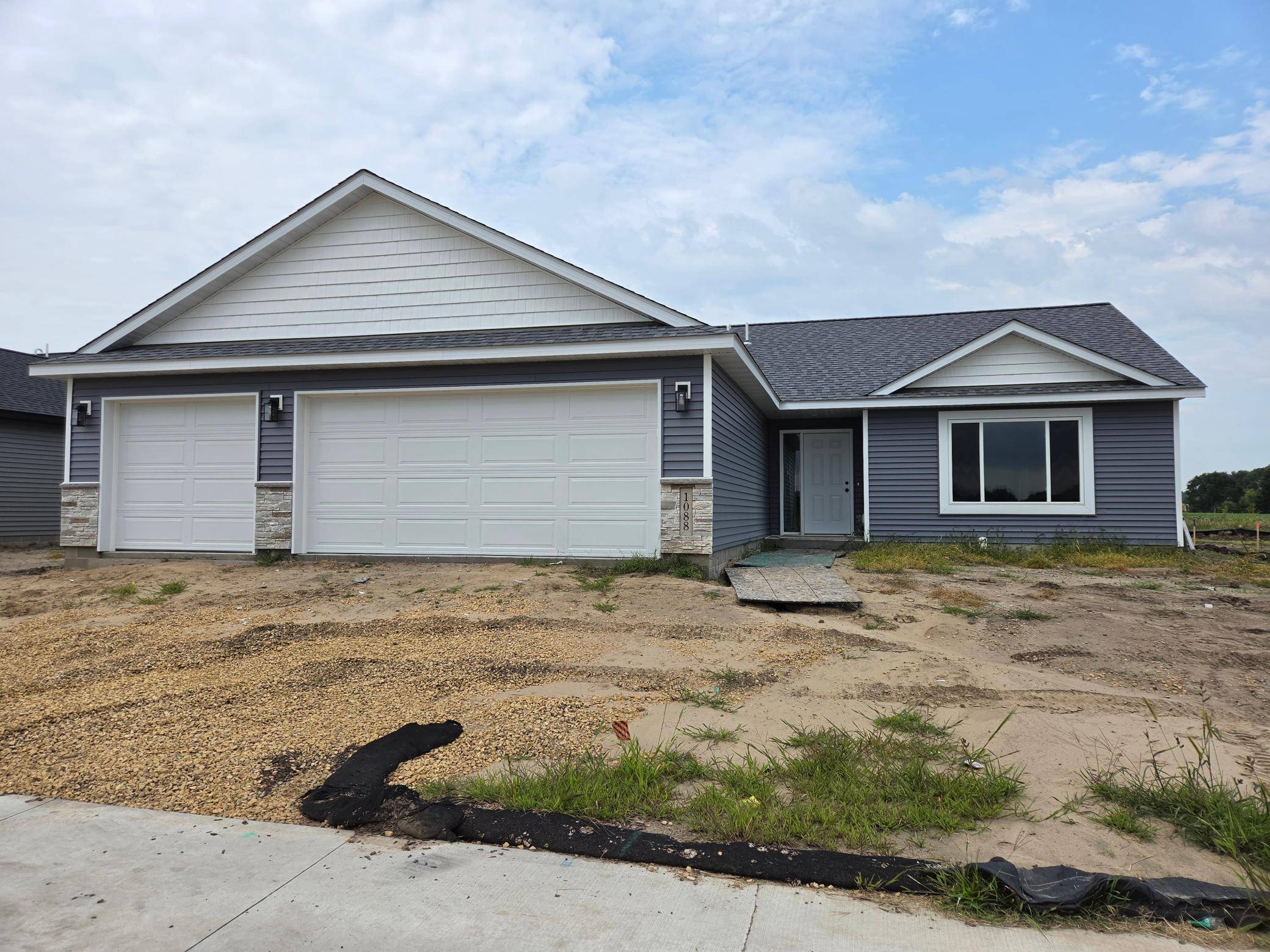 1088 Cullen ST, Saint Peter, MN 56082