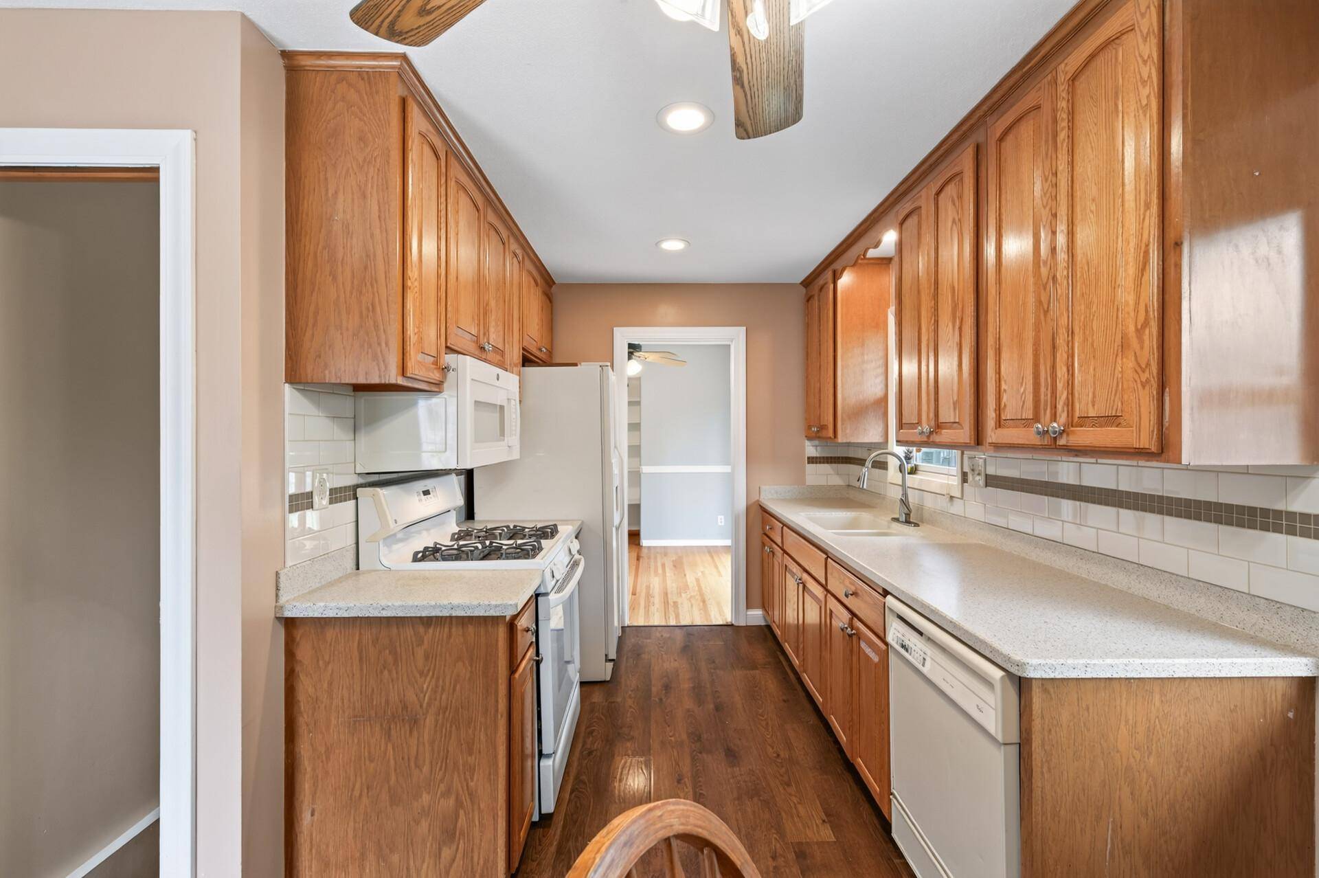 3756 Gettysburg AVE N, Minneapolis, MN 55427