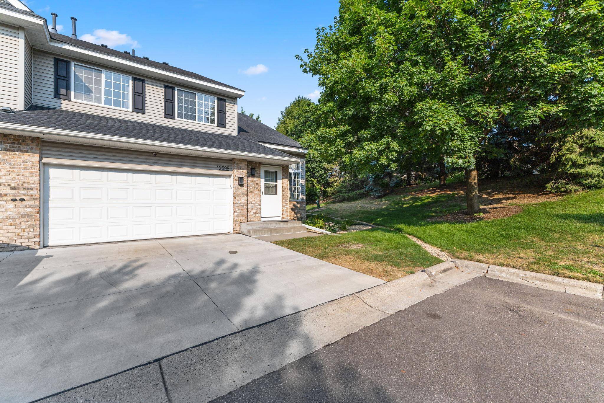 12598 74th AVE N, Maple Grove, MN 55369