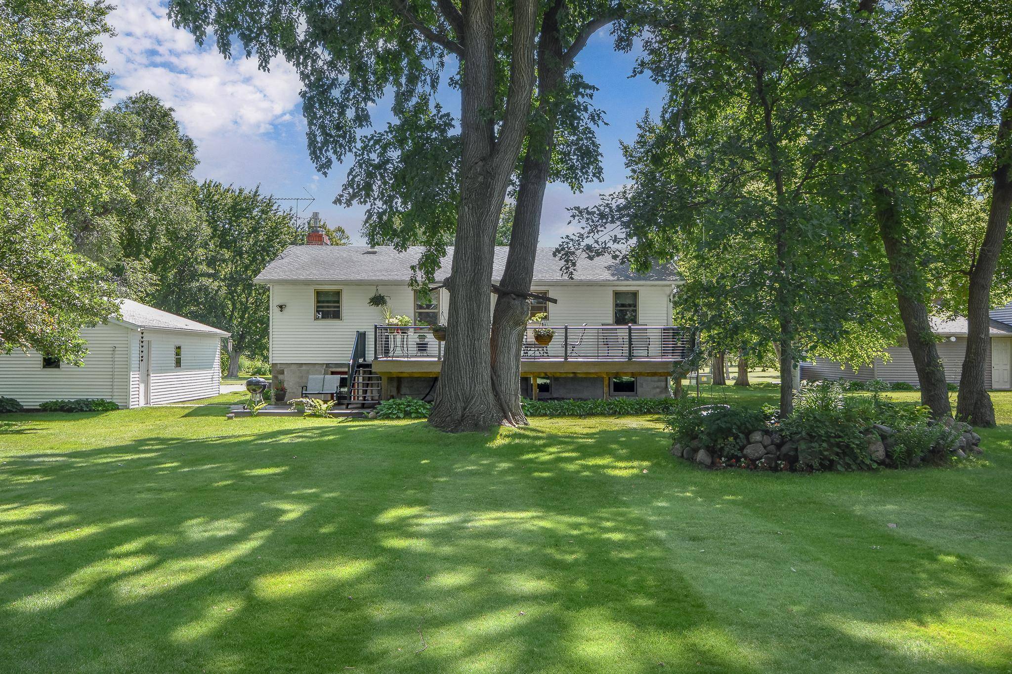 3060 30th ST SW, Willmar, MN 56201