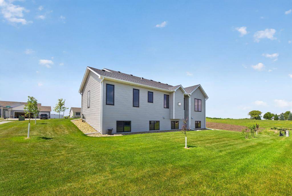 2202 6th AVE NE, Kasson, MN 55944