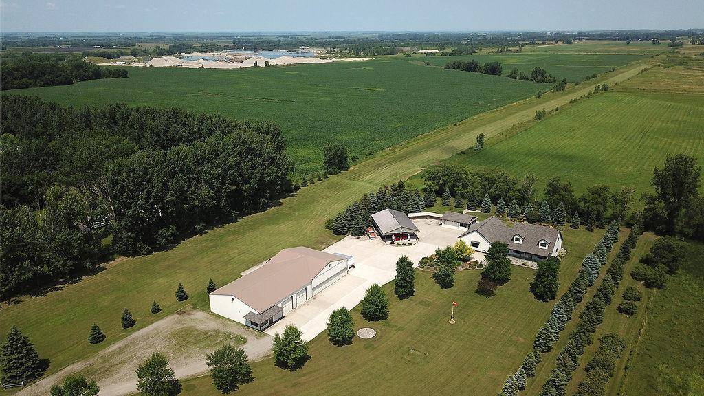 18000 US-10 HWY, Hawley, MN 56549