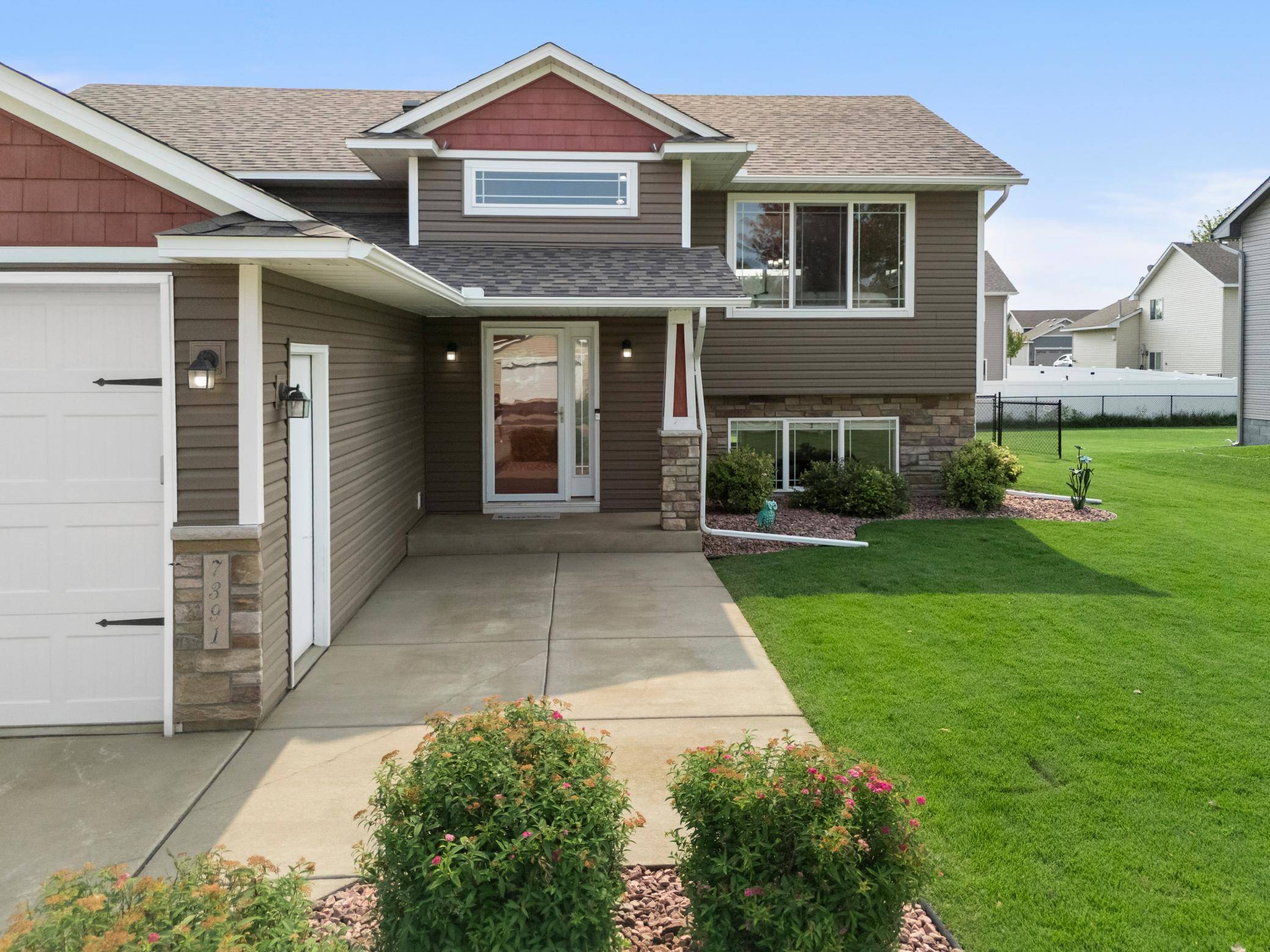 7391 Kahler CIR NE, Otsego, MN 55301