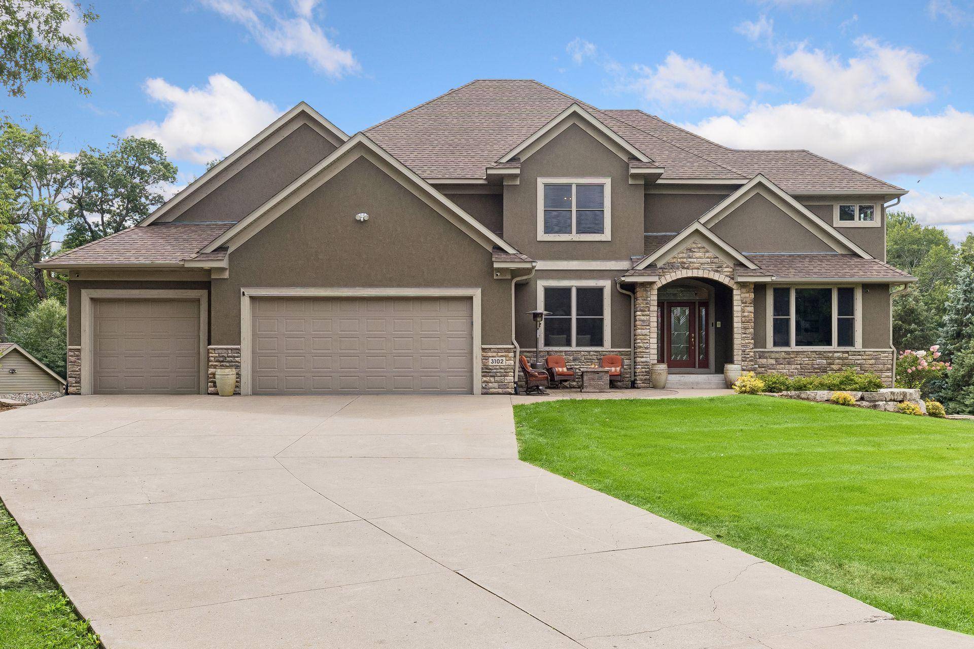 3102 137th AVE NE, Ham Lake, MN 55304