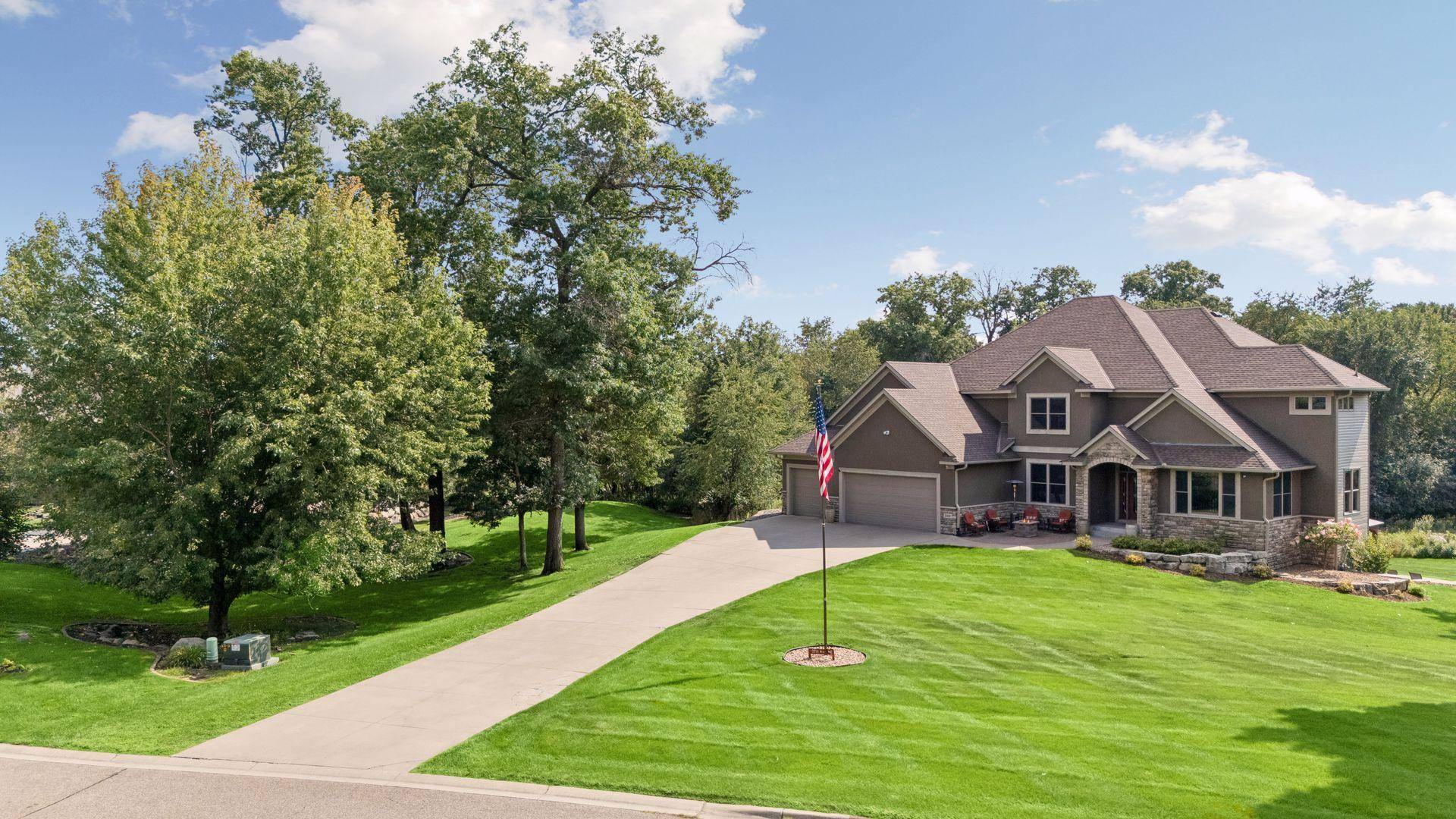 3102 137th AVE NE, Ham Lake, MN 55304