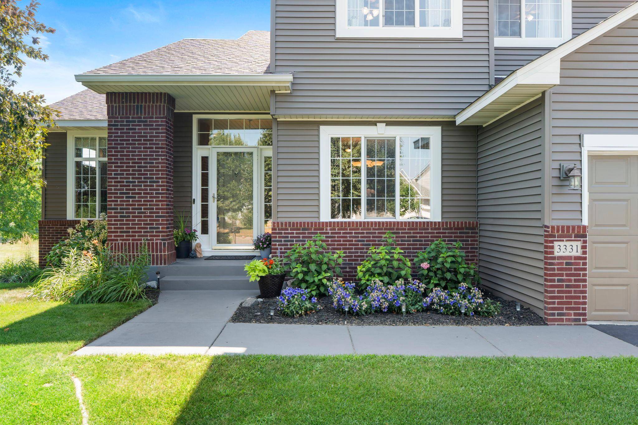 3331 98th CIR N, Brooklyn Park, MN 55443