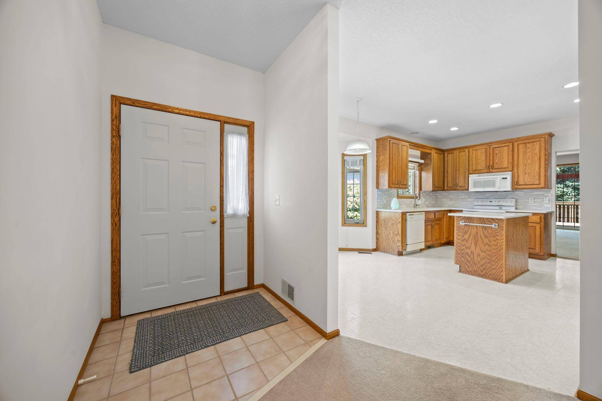 2309 Stephani CT, Little Canada, MN 55117