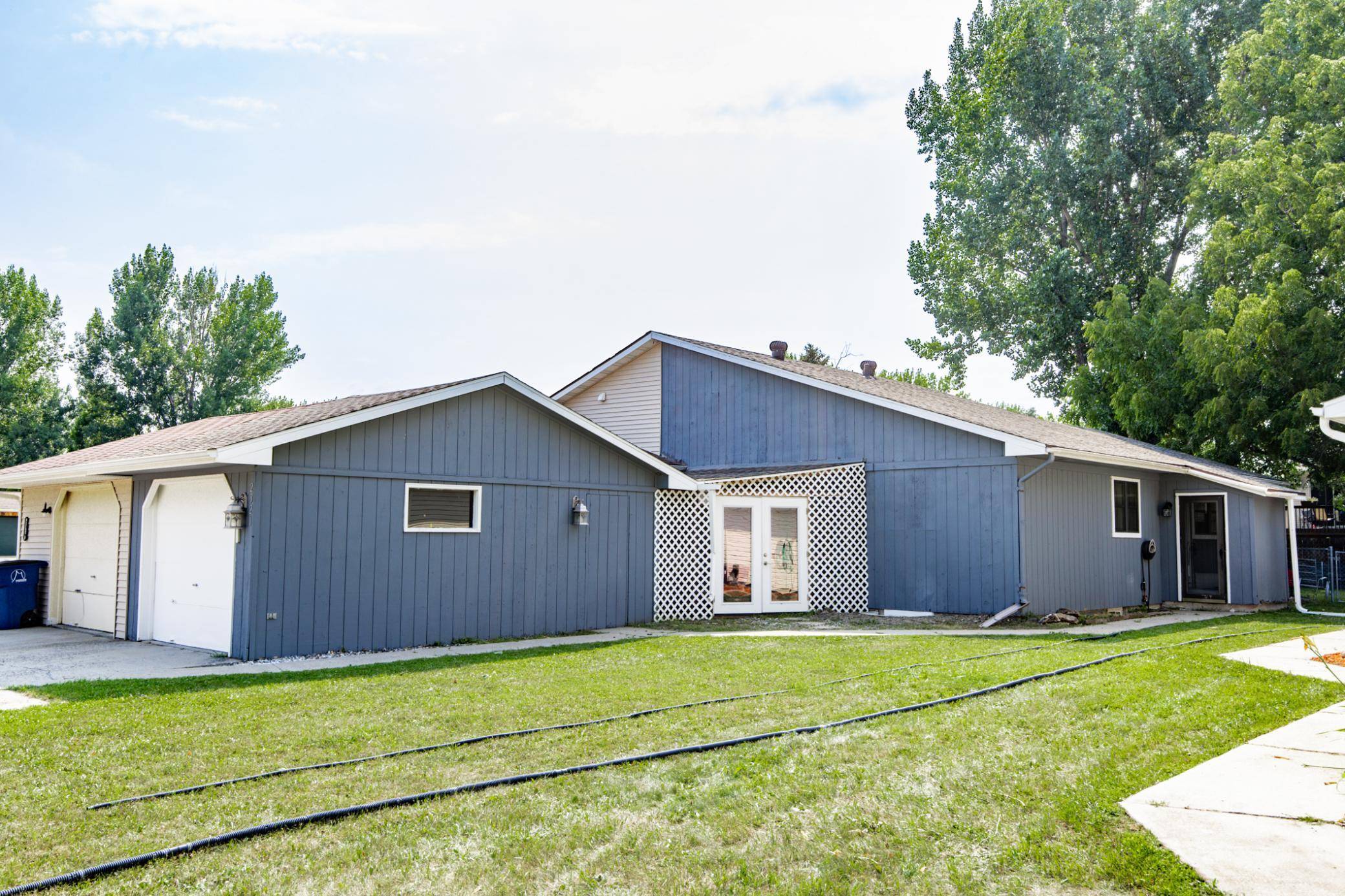2321 Country Club Pkwy, Moorhead, MN 56560