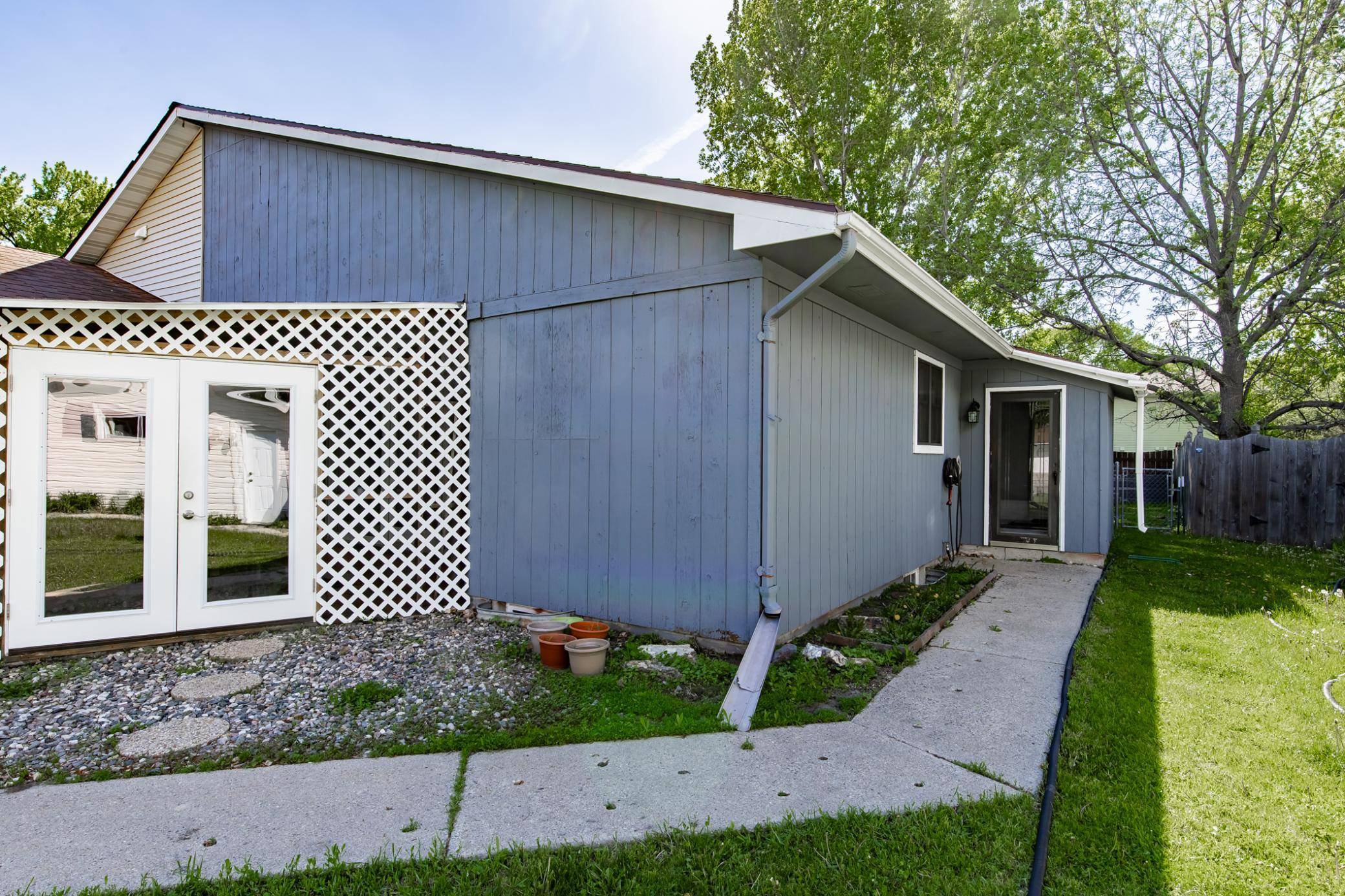 2321 Country Club Pkwy, Moorhead, MN 56560