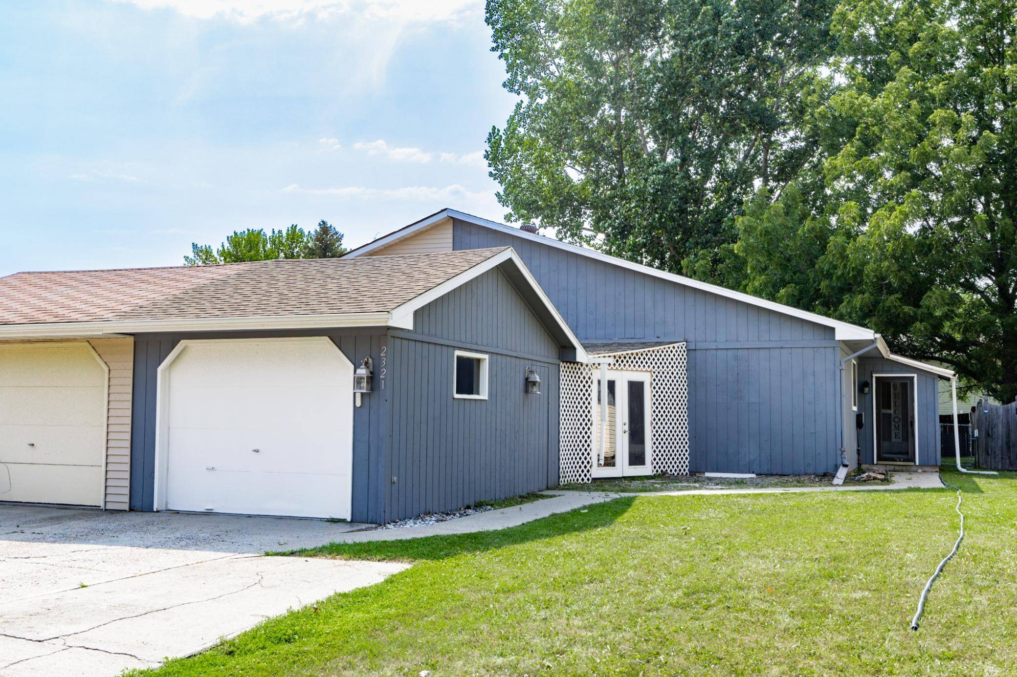 2321 Country Club Pkwy, Moorhead, MN 56560