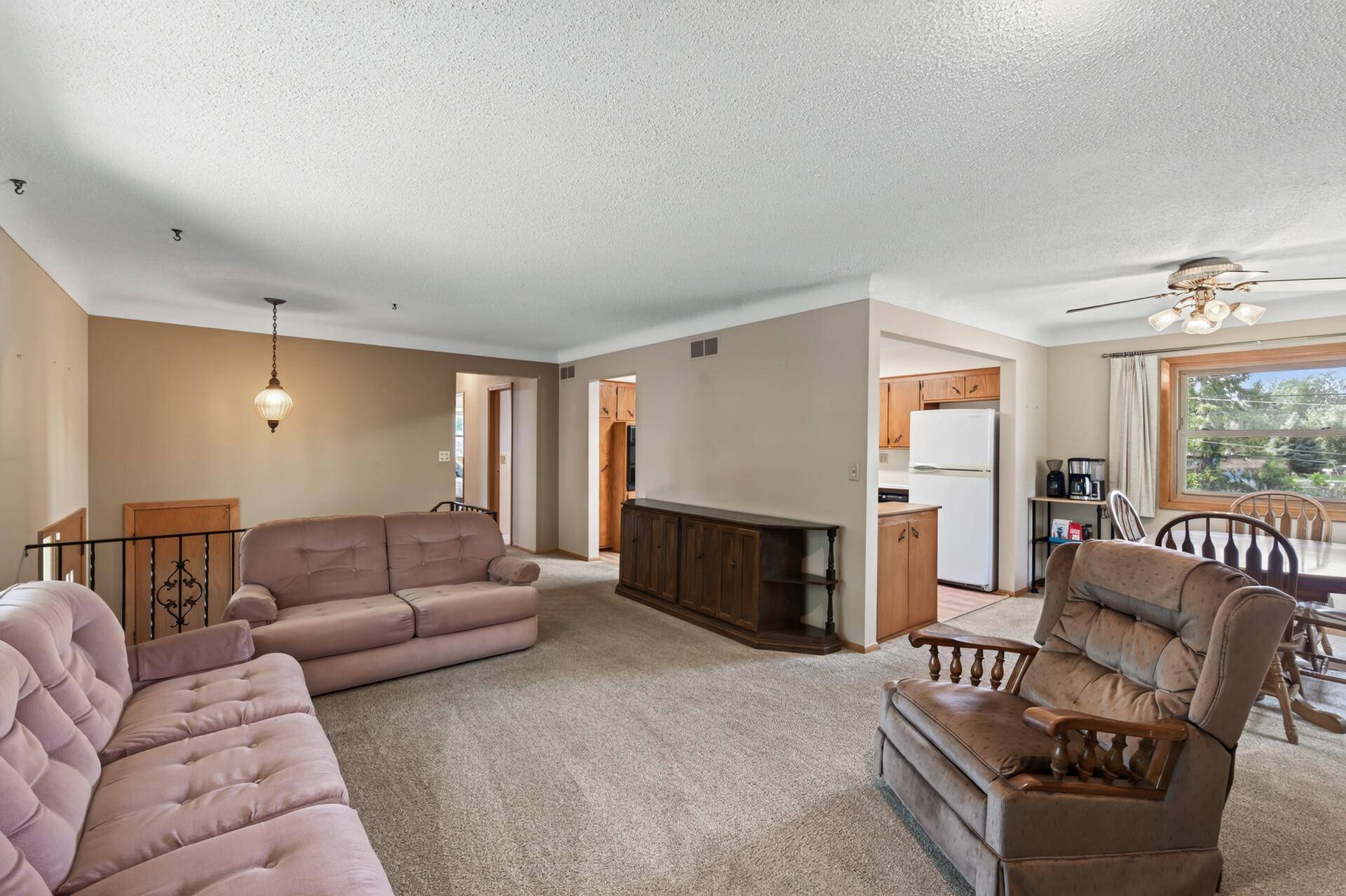 3600 Downers DR NE, Saint Anthony, MN 55418
