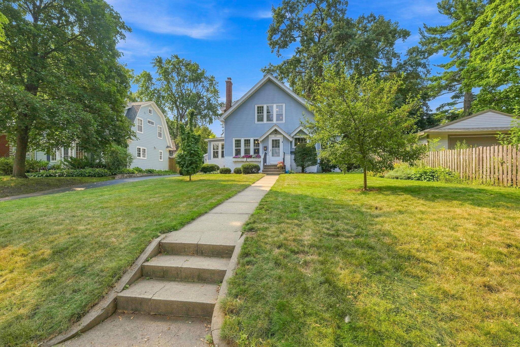 147 W 48th ST, Minneapolis, MN 55419
