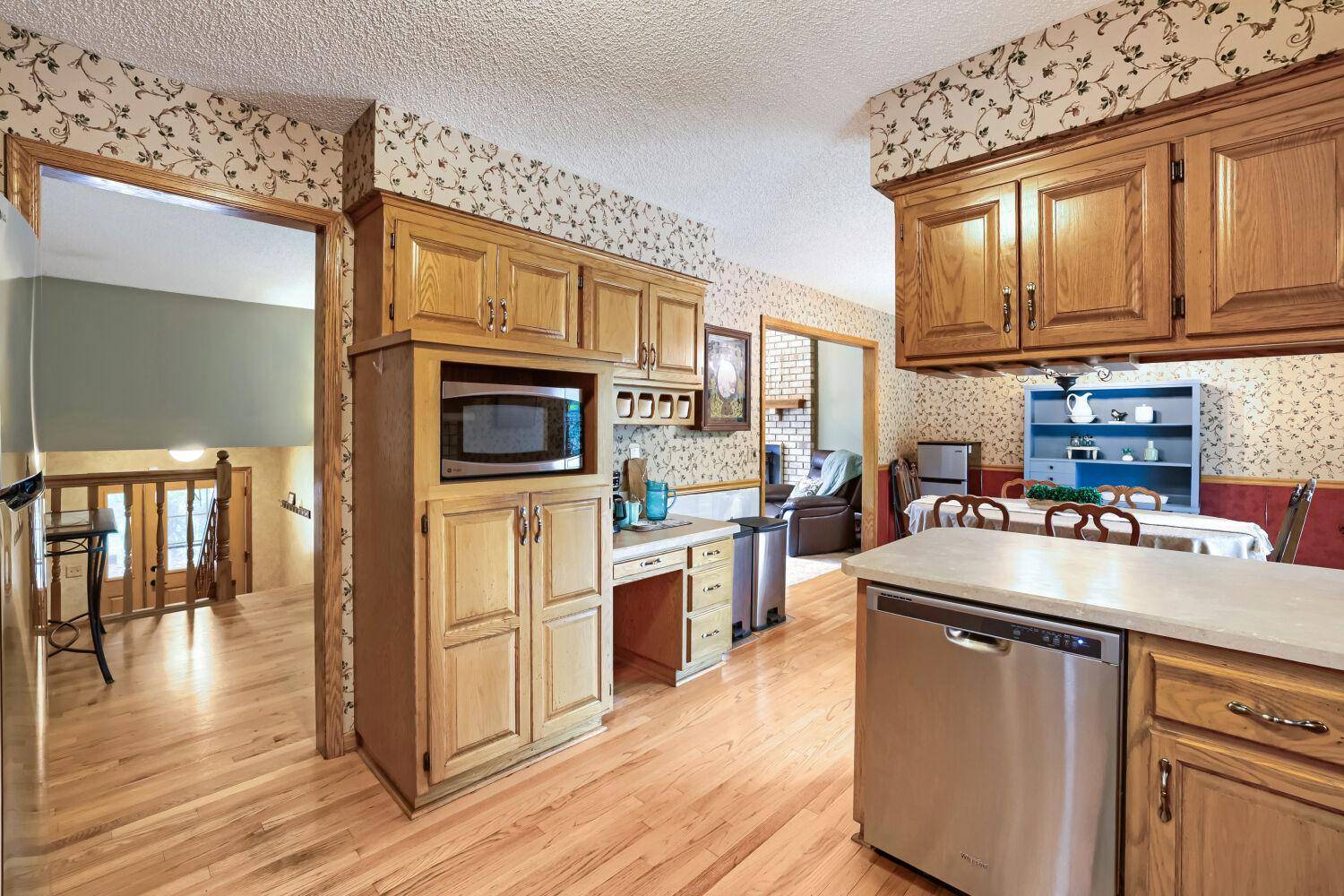 12140 Kenyon CT NE, Blaine, MN 55449