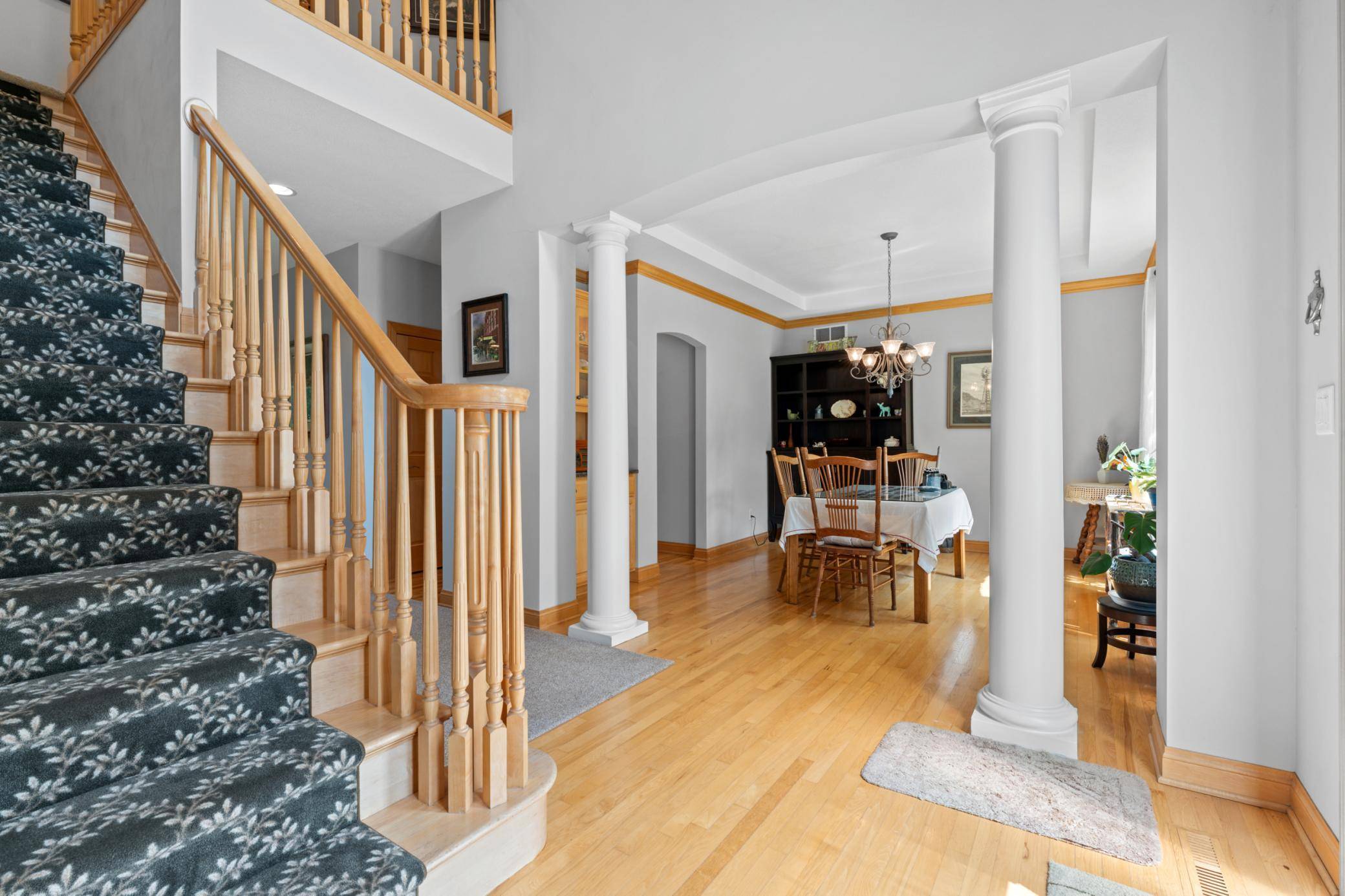 6921 Bluff LN NW, Rochester, MN 55901
