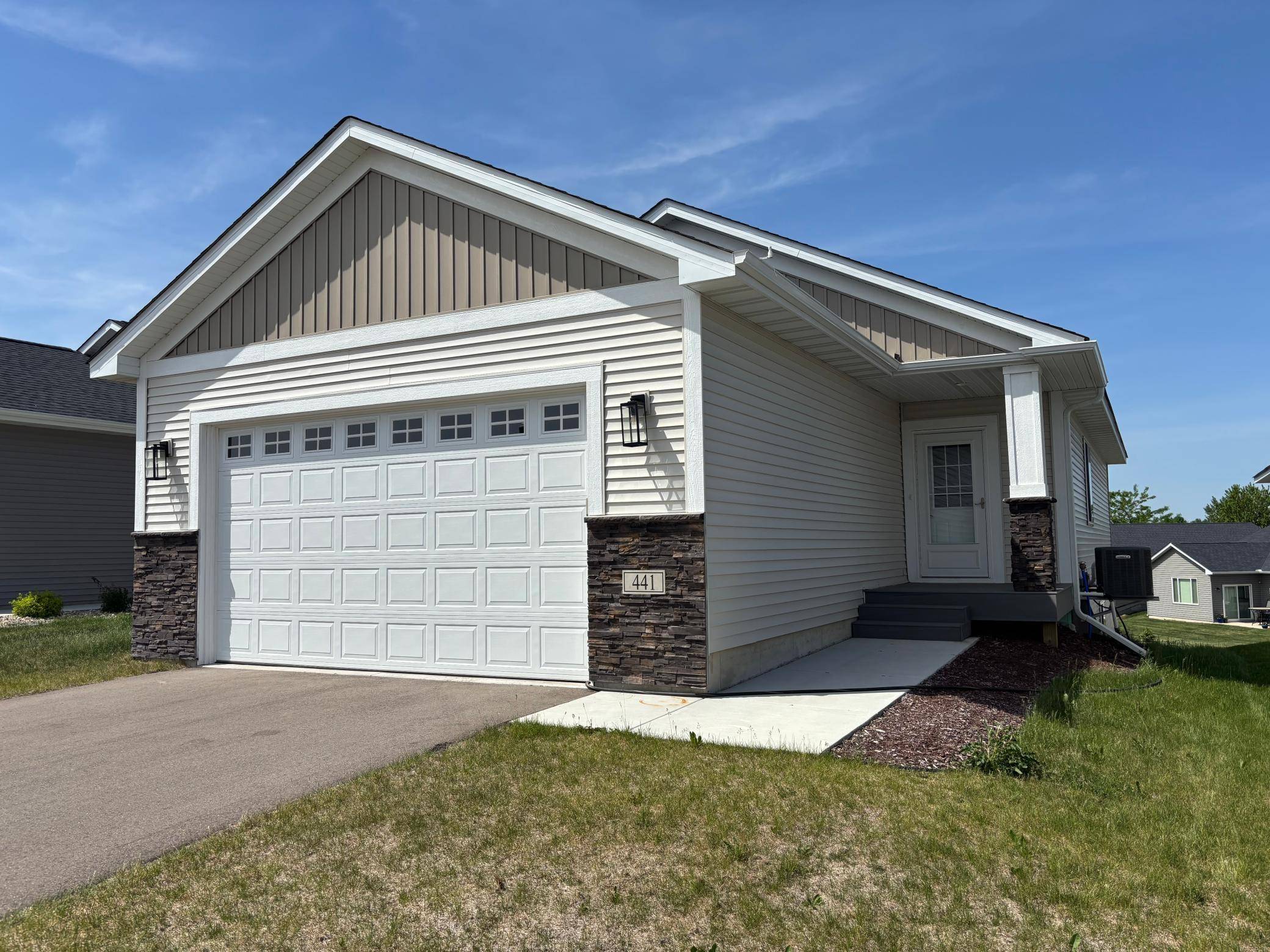 441 Grant AVE SE, Hutchinson, MN 55350