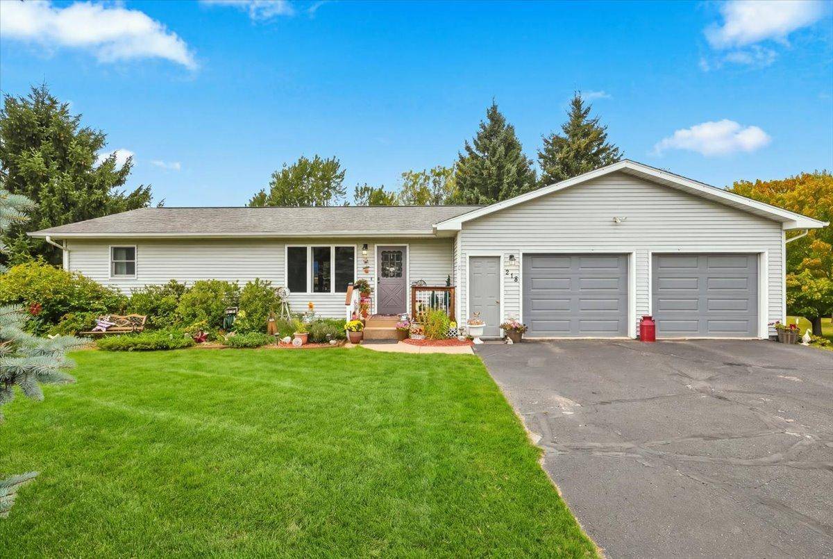 218 Blue Sky DR, Glenwood City, WI 54013