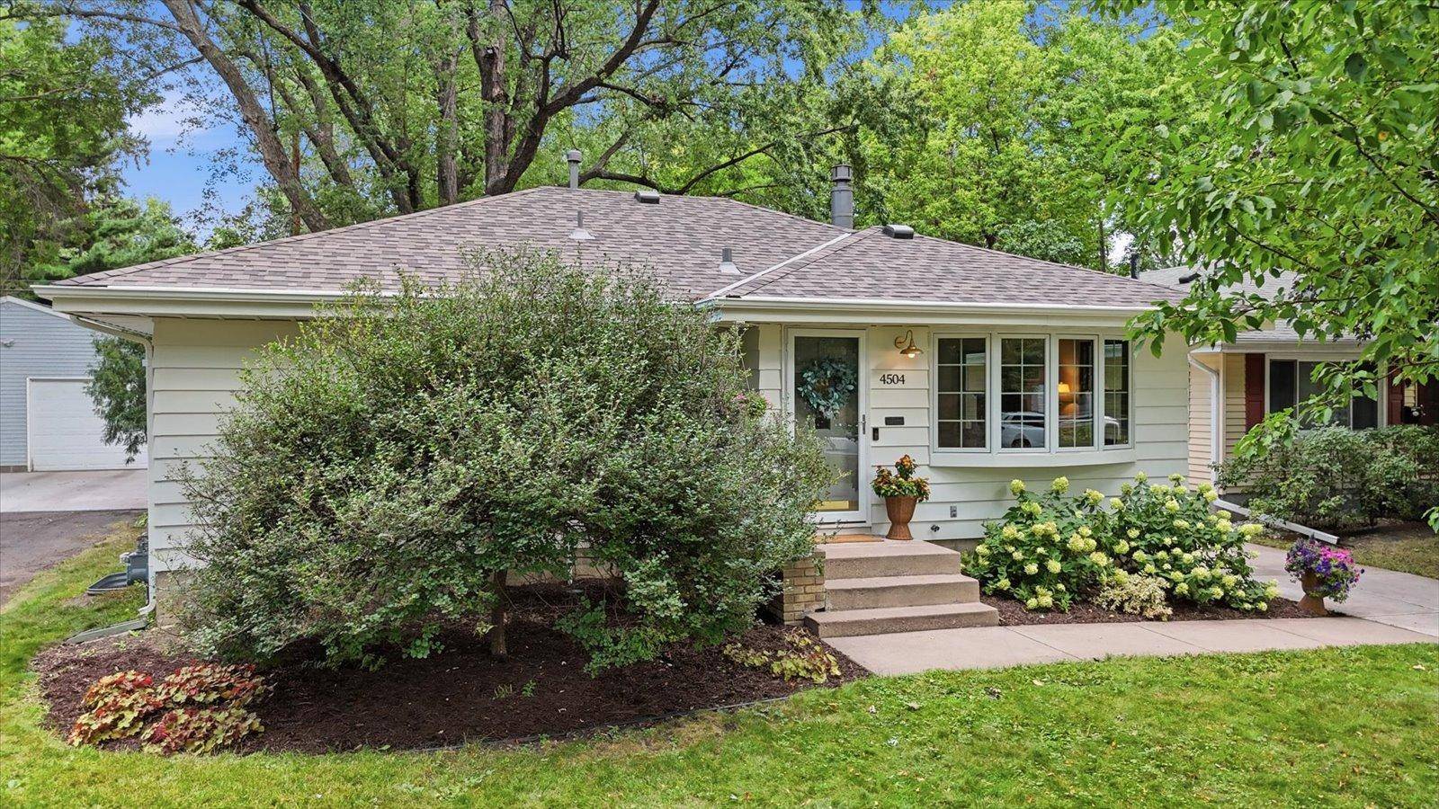 4504 Halifax AVE N, Robbinsdale, MN 55422