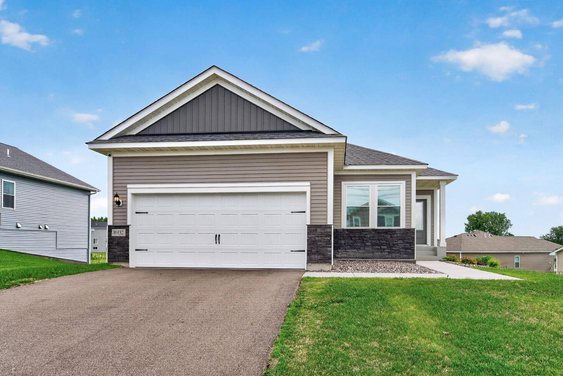 10132 188th AVE NW, Elk River, MN 55330