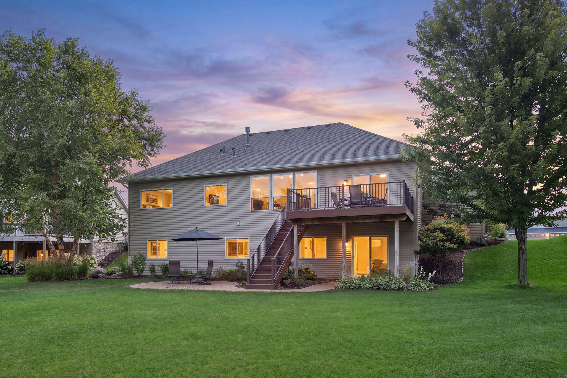1542 Sparrow RD, Waconia, MN 55387