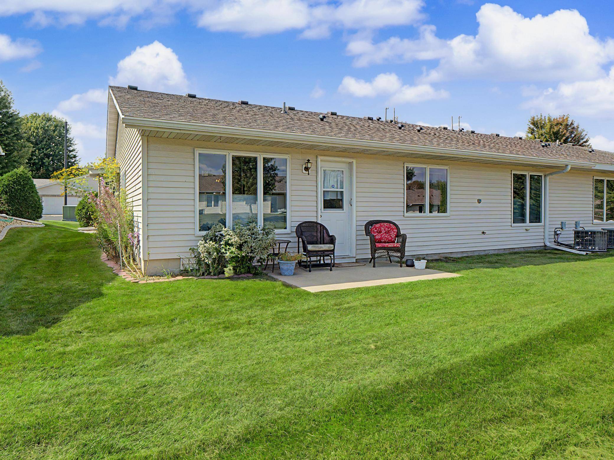 512 3rd AVE NW, Byron, MN 55920