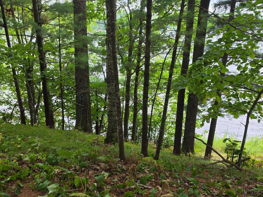 2406 4th Street ( Cty Rd H), Cumberland, WI 54829