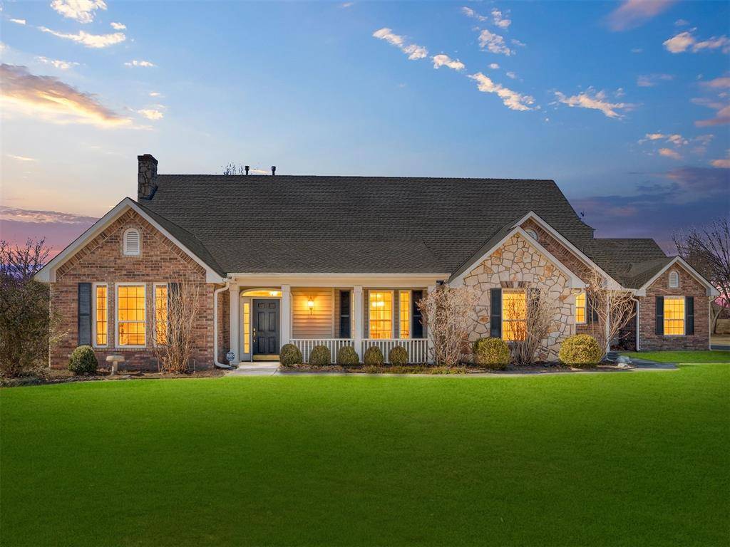 105 S Olde Bridge RD, Moore, OK 73160