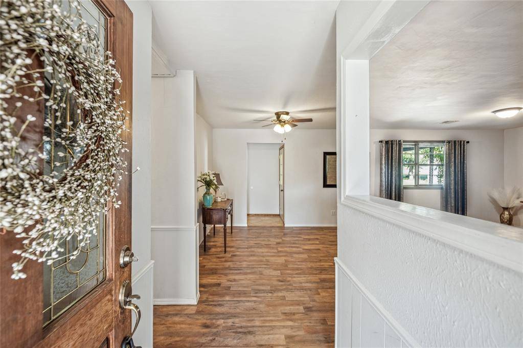 719 NW Belle DR, Minco, OK 73059