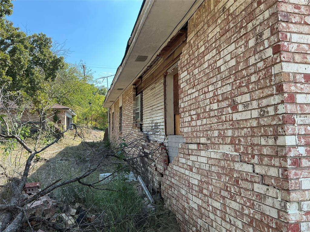 489 N Carter ST, Healdton, OK 73438