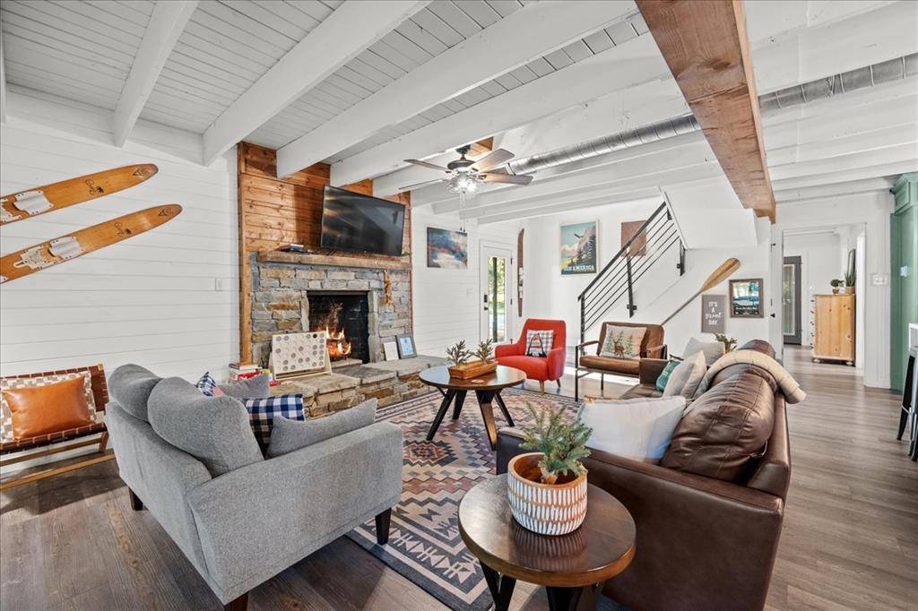 4 Hornbeam RD, Broken Bow, OK 74728
