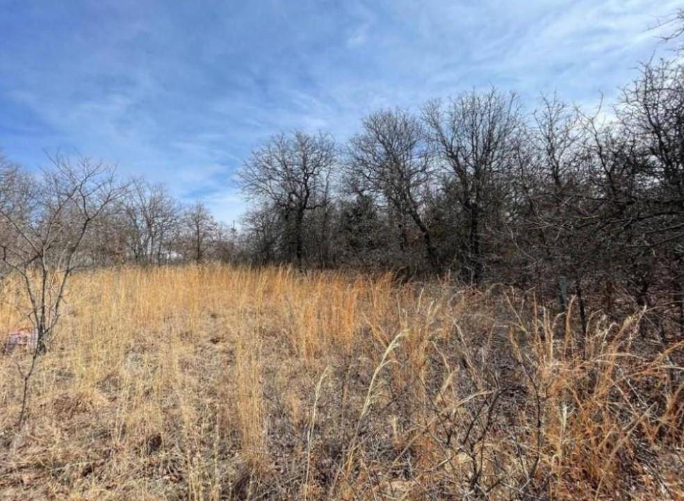 Lot 14 Toad RD, Harrah, OK 73045