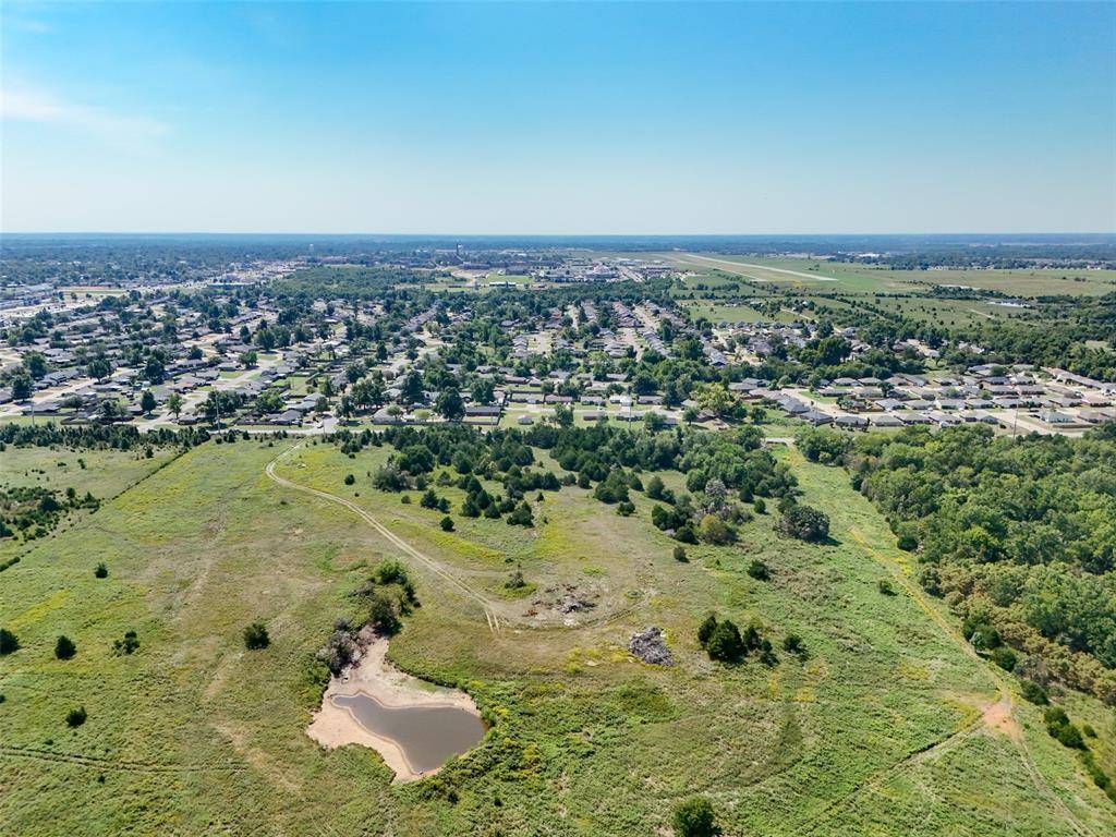 1000 W 45th ST, Shawnee, OK 74804