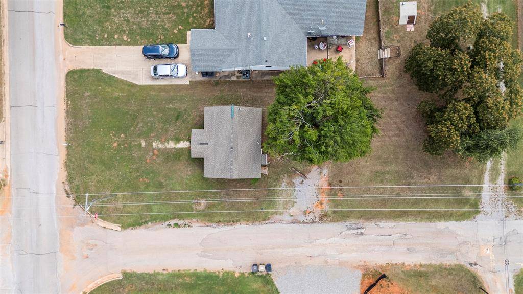 301 S Main AVE, Blanchard, OK 73010