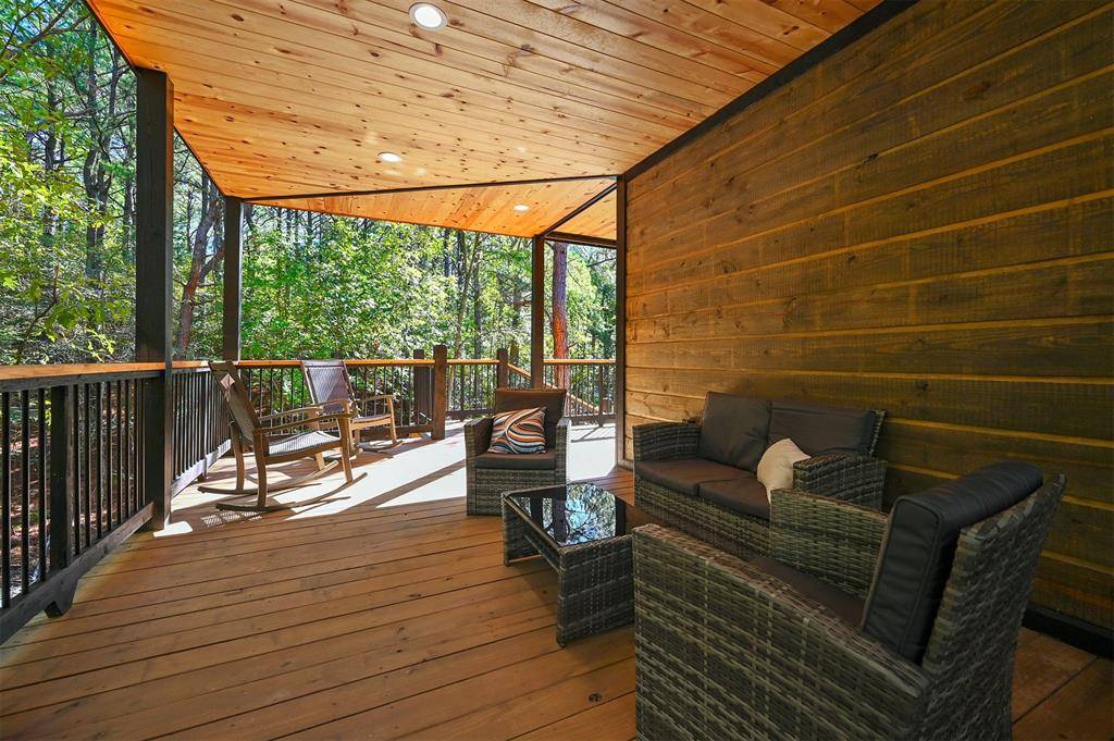 499 Hiddenwater RD, Broken Bow, OK 74728