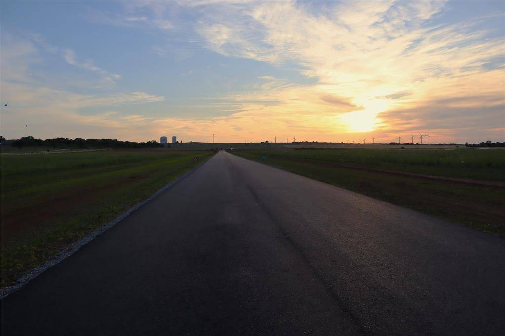 24130 E Harvest View Drive (1016) RD, Weatherford, OK 73096