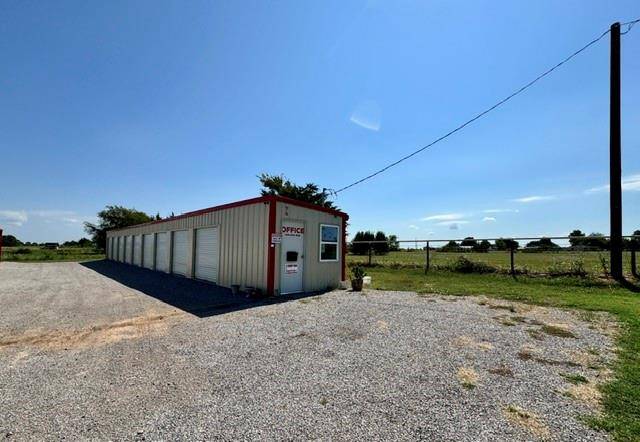3905 S 16th ST, Chickasha, OK 73018