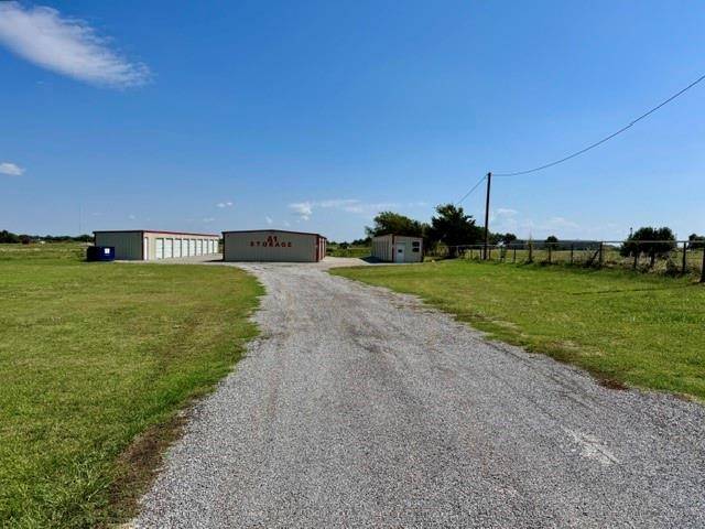 3905 S 16th ST, Chickasha, OK 73018