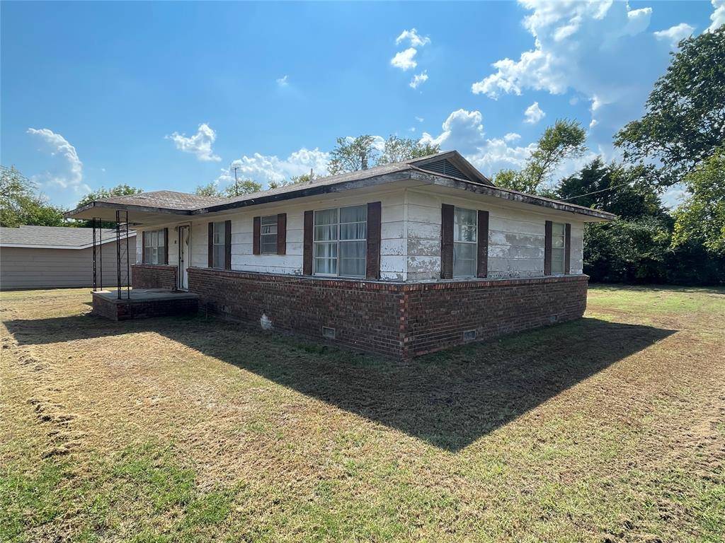 704 Rabon DR, Stratford, OK 74872