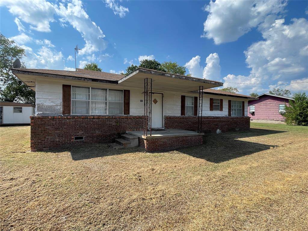 704 Rabon DR, Stratford, OK 74872