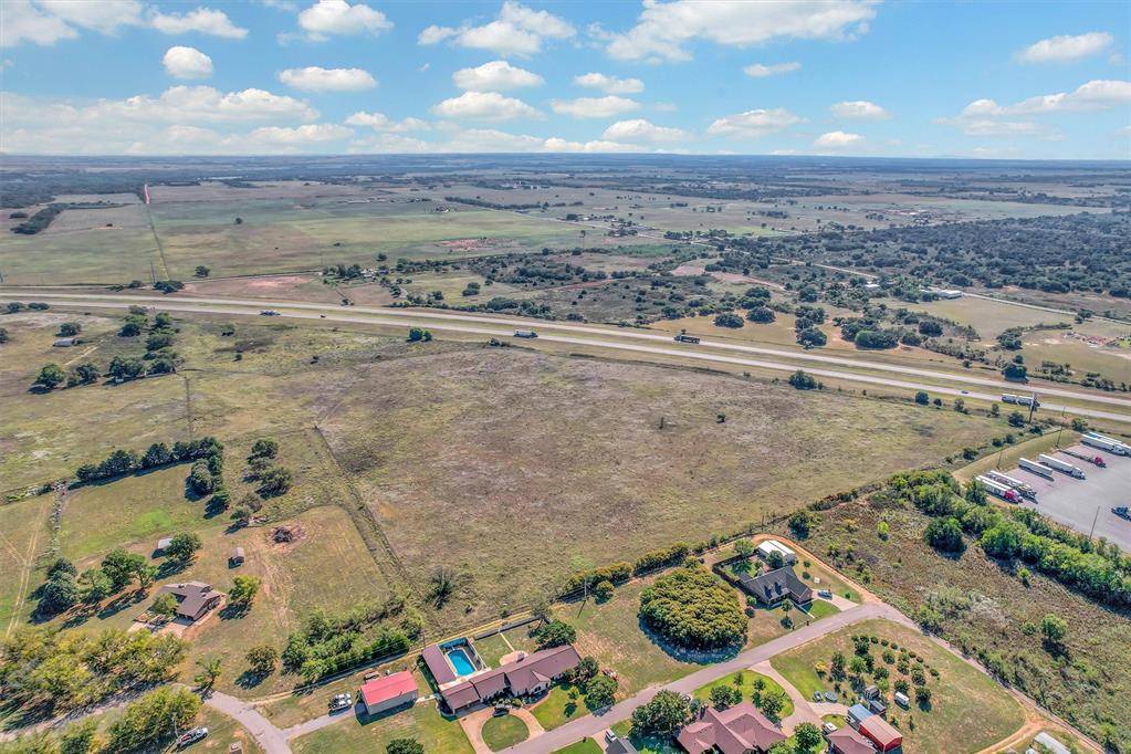 E Massey RD, Sayre, OK 73662