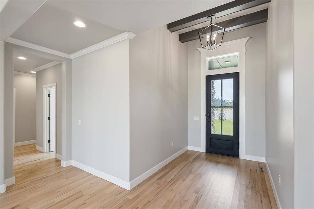 902 Fluvi CIR, Newcastle, OK 73065