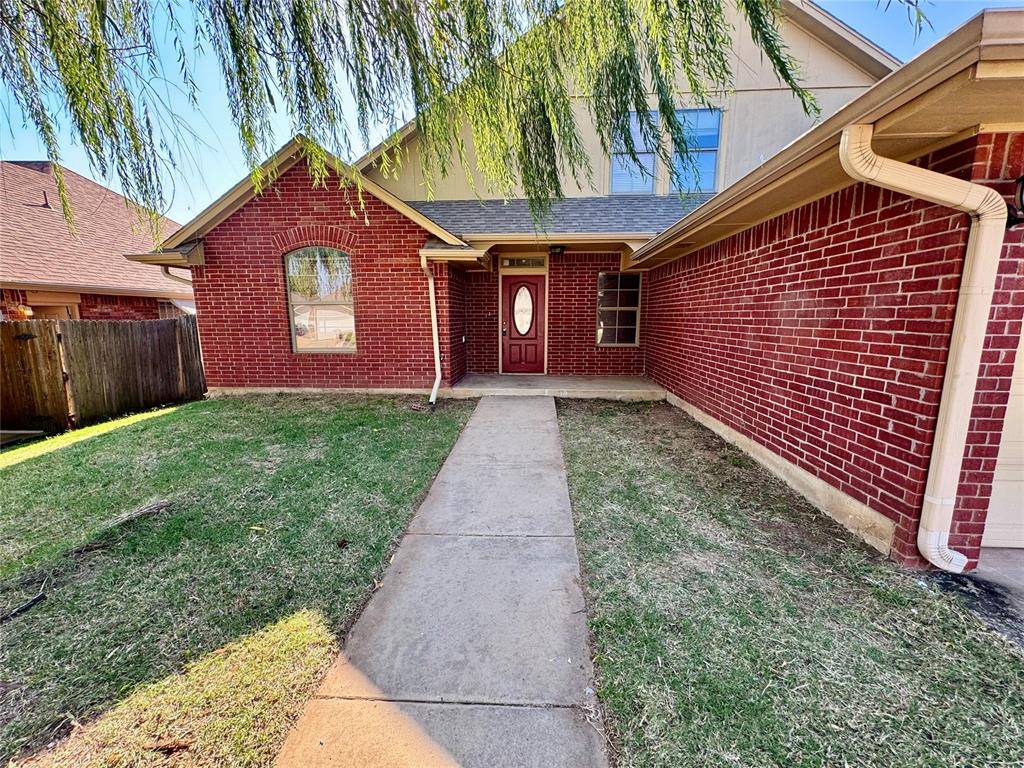 409 Sage Brush RD, Yukon, OK 73099
