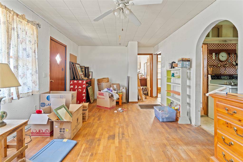 701 S Oklahoma ST, Paoli, OK 73074