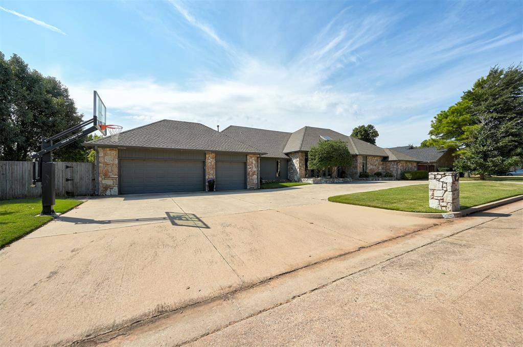 3200 Raintree RD, Oklahoma City, OK 73120