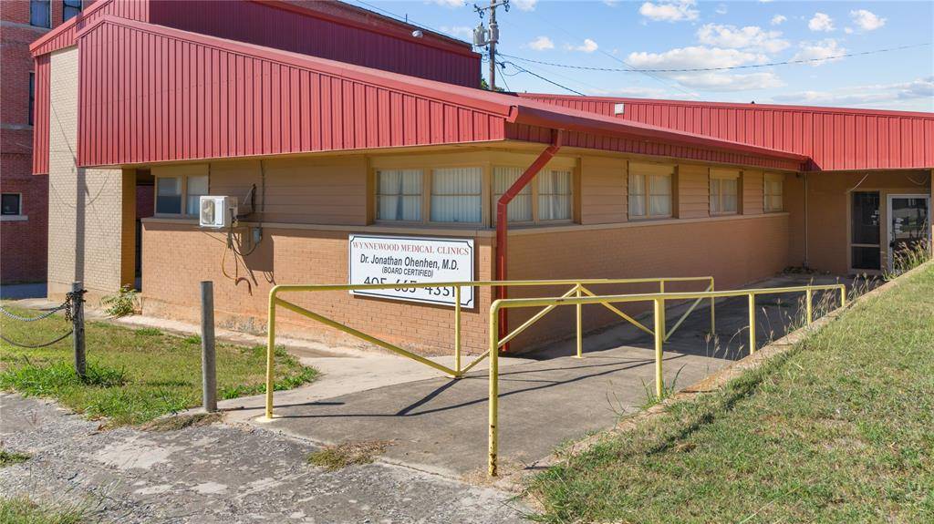 116 E Robert S Kerr BLVD, Wynnewood, OK 73098