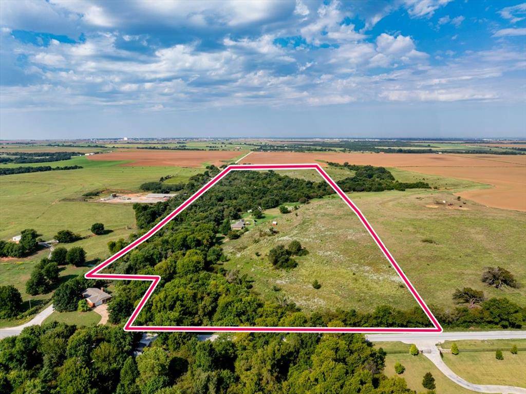 4200 S Methodist RD, Hinton, OK 73047