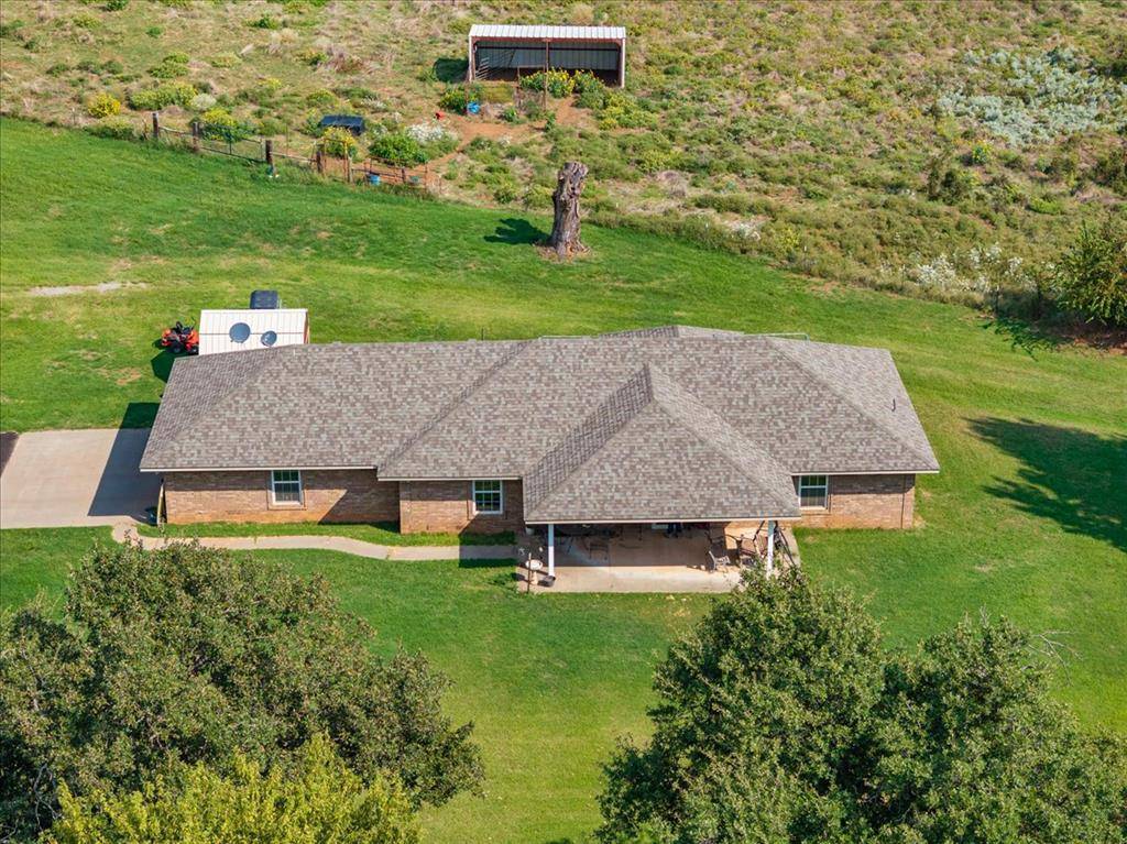 4200 S Methodist RD, Hinton, OK 73047
