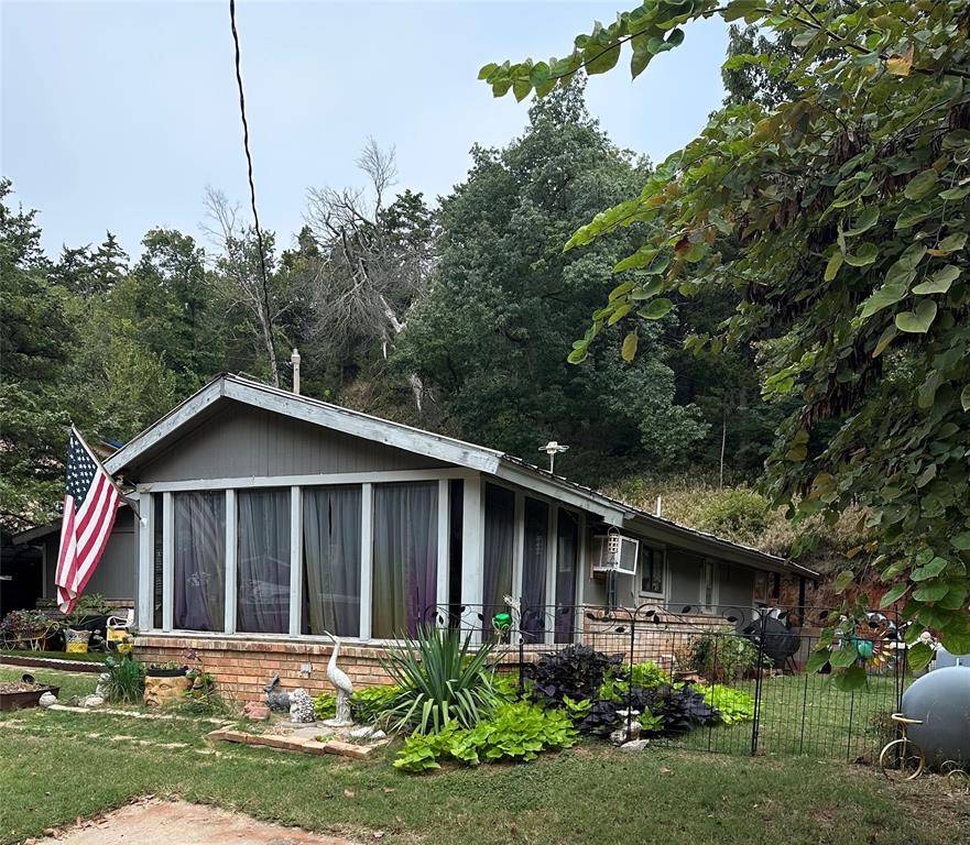 22250 W Fifth ST, Hinton, OK 73047