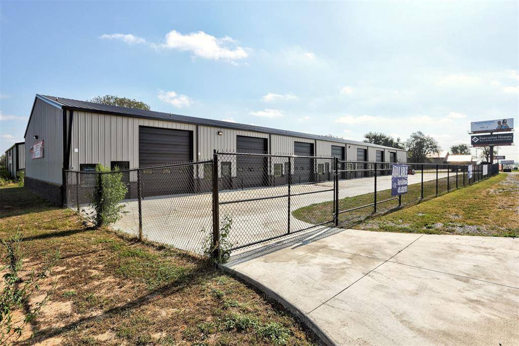 121 Airport RD, Goldsby, OK 73093