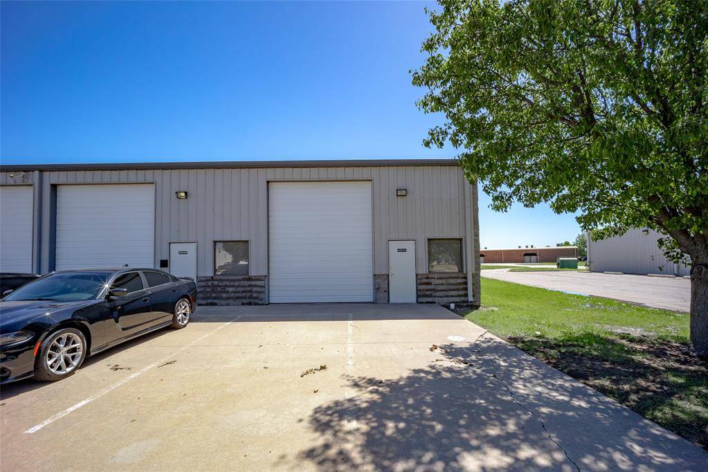 2709 Bart Conner CT #101, Norman, OK 73072